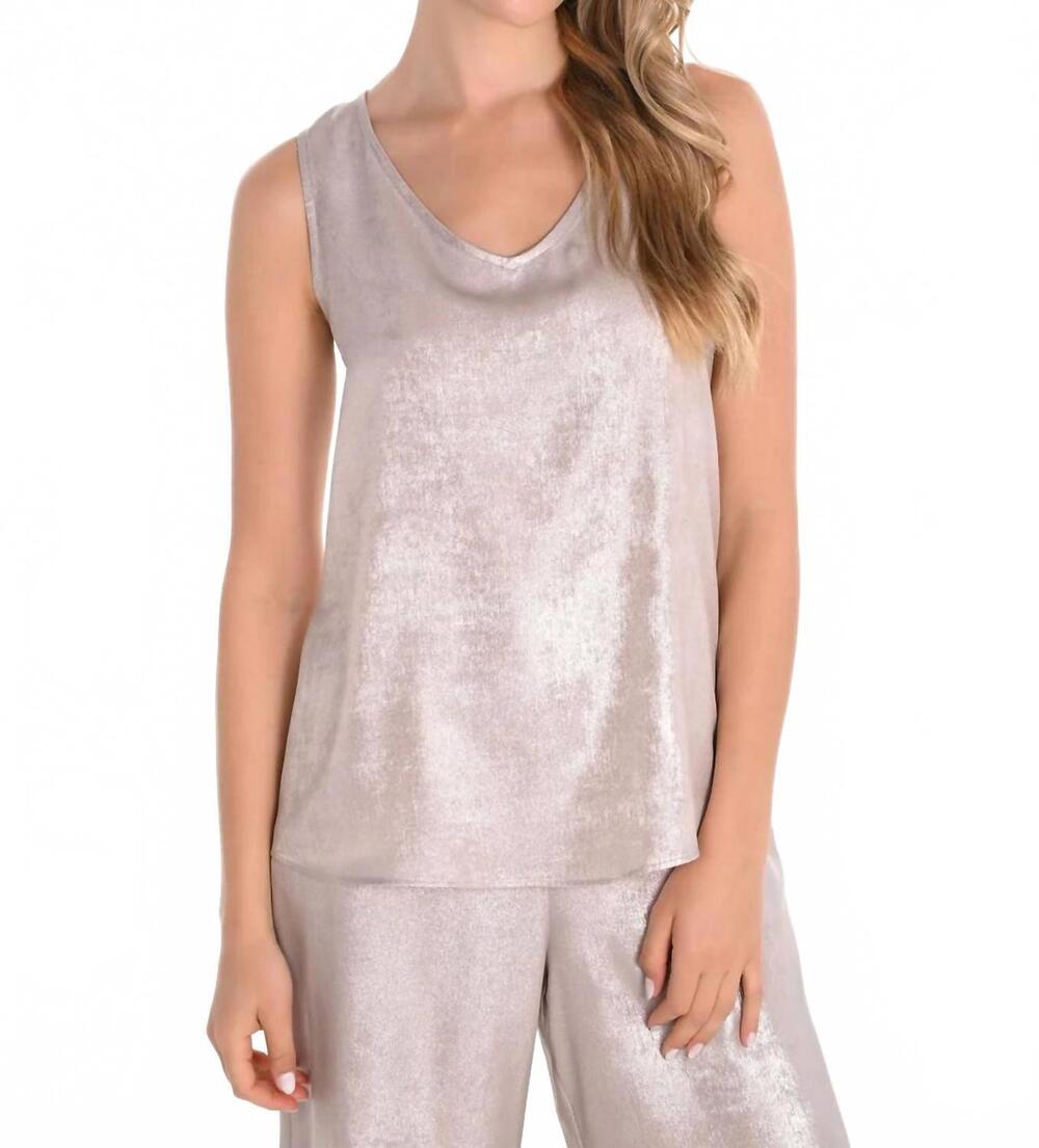 NEW FRANK LYMAN sleeveless foiled print v-neck top in champagne/silver